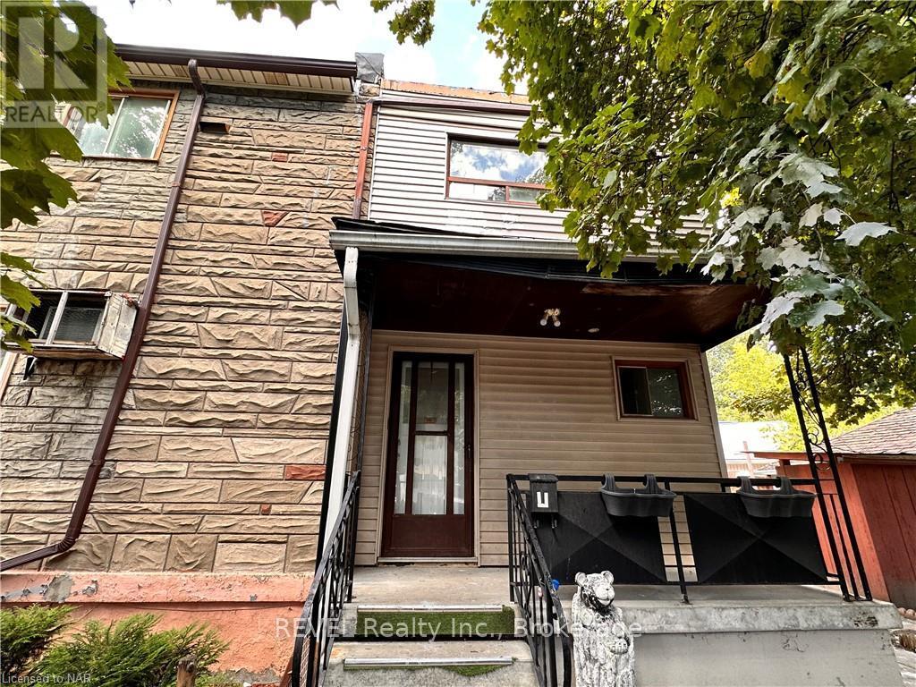 94 Empire Street, Welland, Ontario  L3B 2L4 - Photo 7 - X12157157
