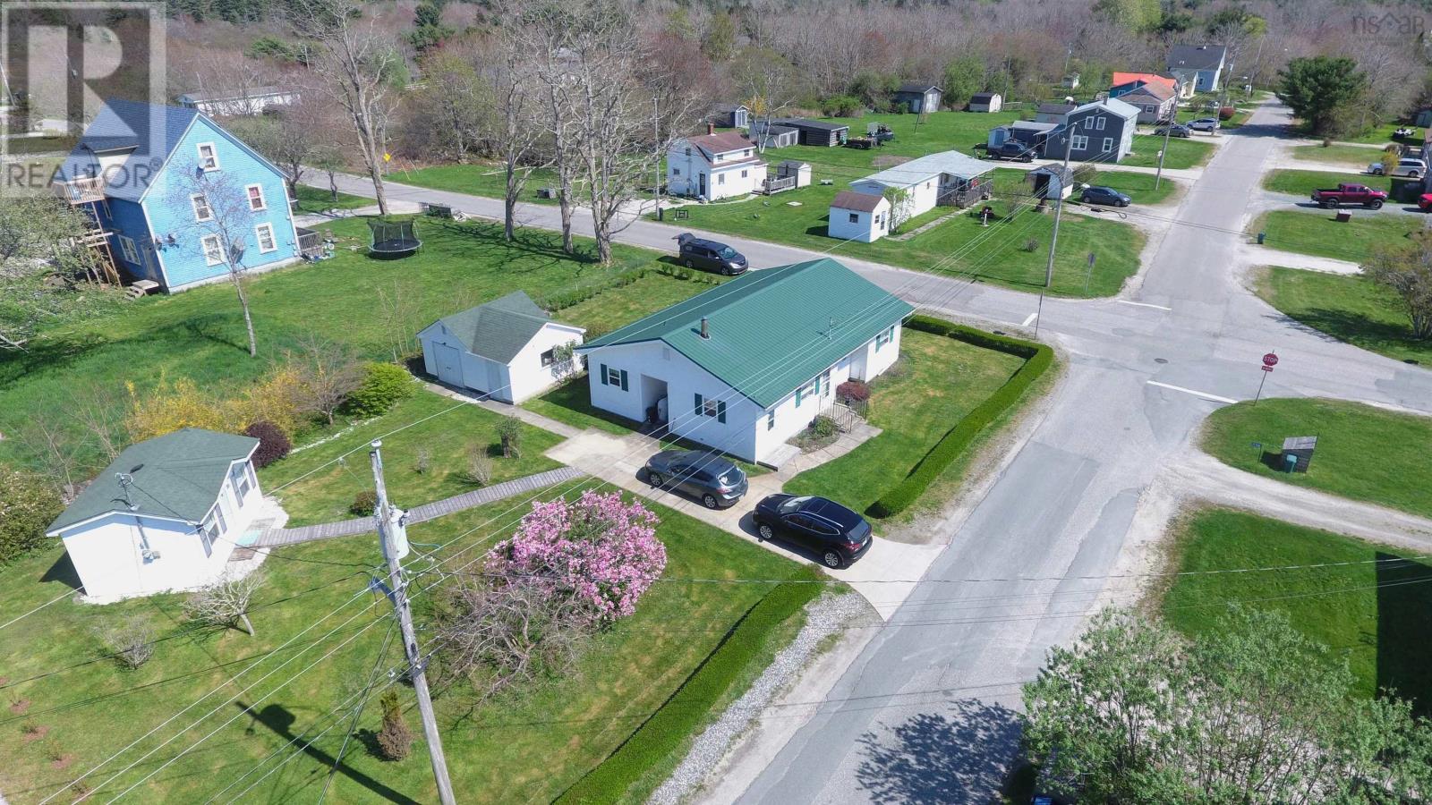 84 George Street, Shelburne, Nova Scotia  B0T 1W0 - Photo 2 - 202511431