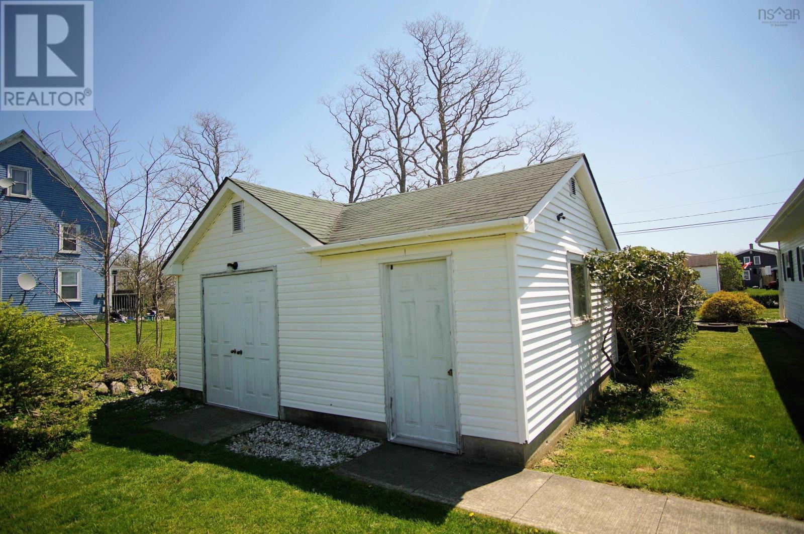 84 George Street, Shelburne, Nova Scotia  B0T 1W0 - Photo 9 - 202511431