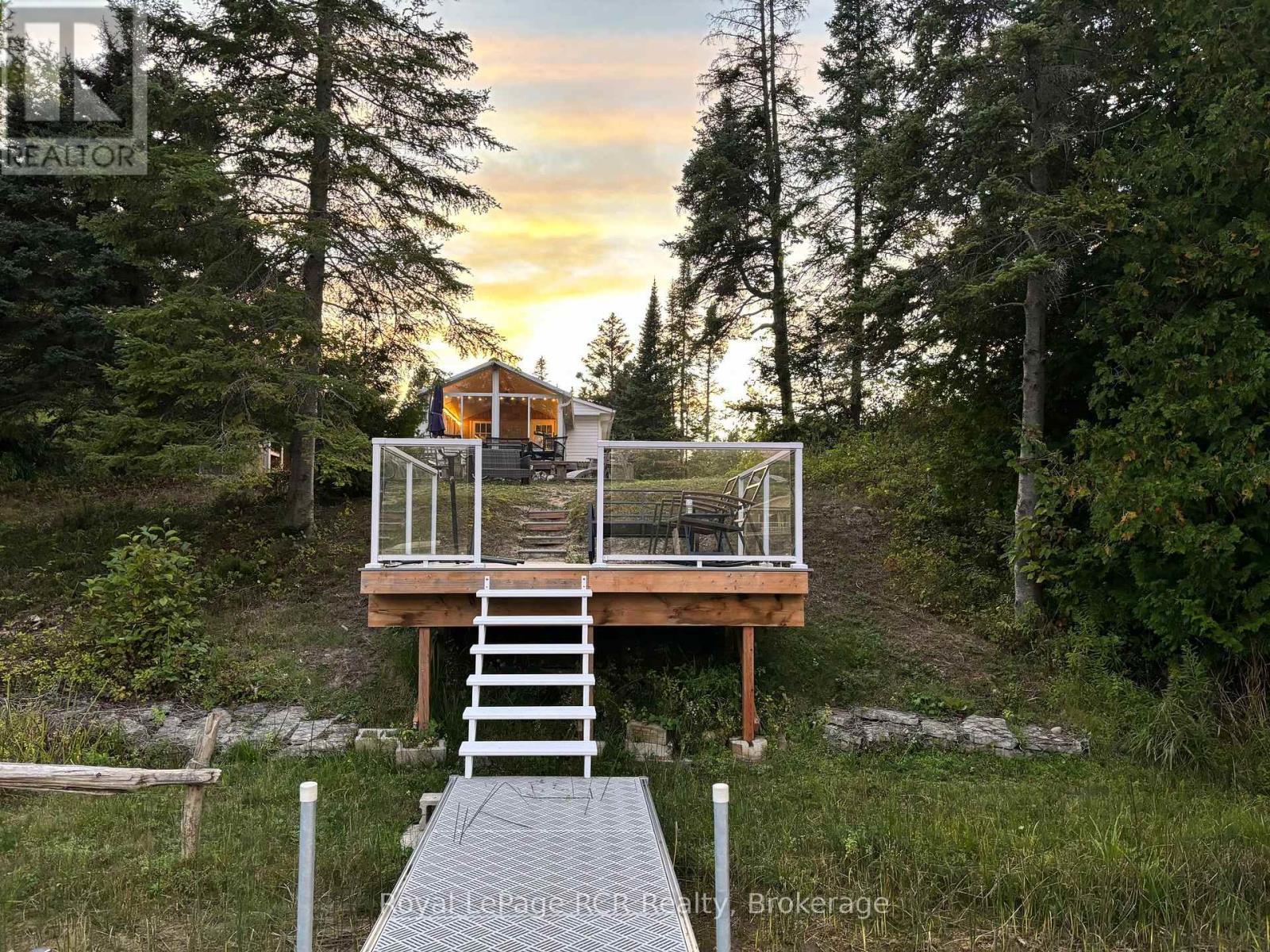 31 Sog-Je-Wa-Sa Drive, Native Leased Lands, Ontario  N0H 2G0 - Photo 8 - X12156821