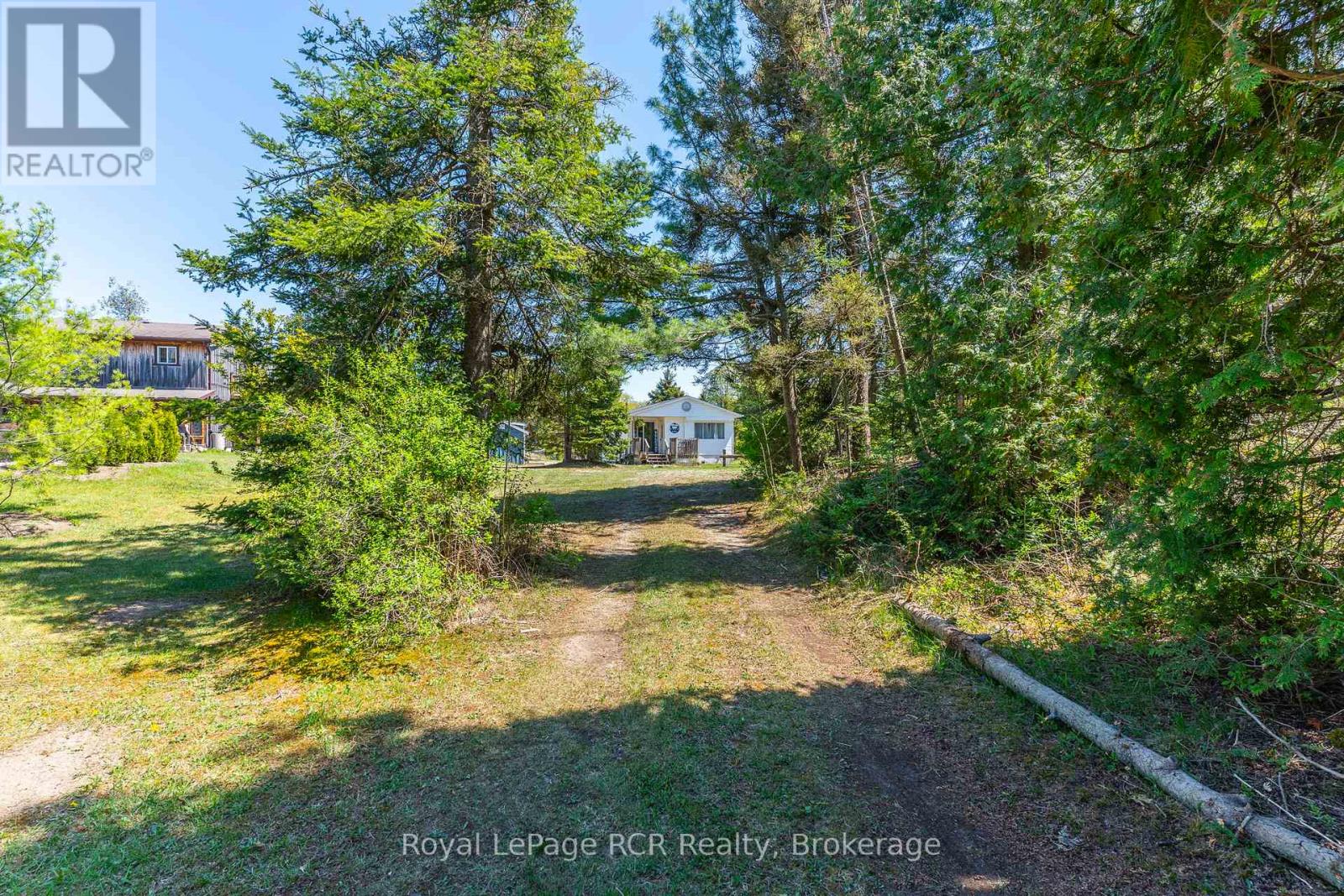 31 Sog-Je-Wa-Sa Drive, Native Leased Lands, Ontario  N0H 2G0 - Photo 34 - X12156821