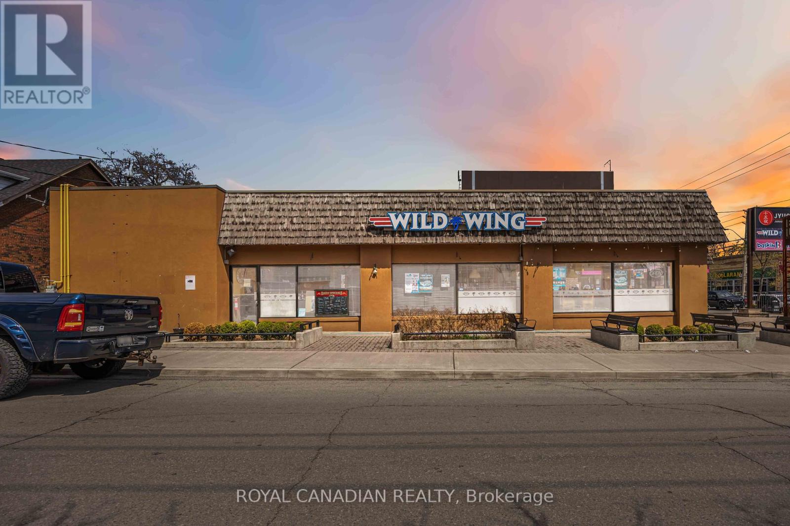 666 MILLWOOD ROAD, Toronto, Ontario