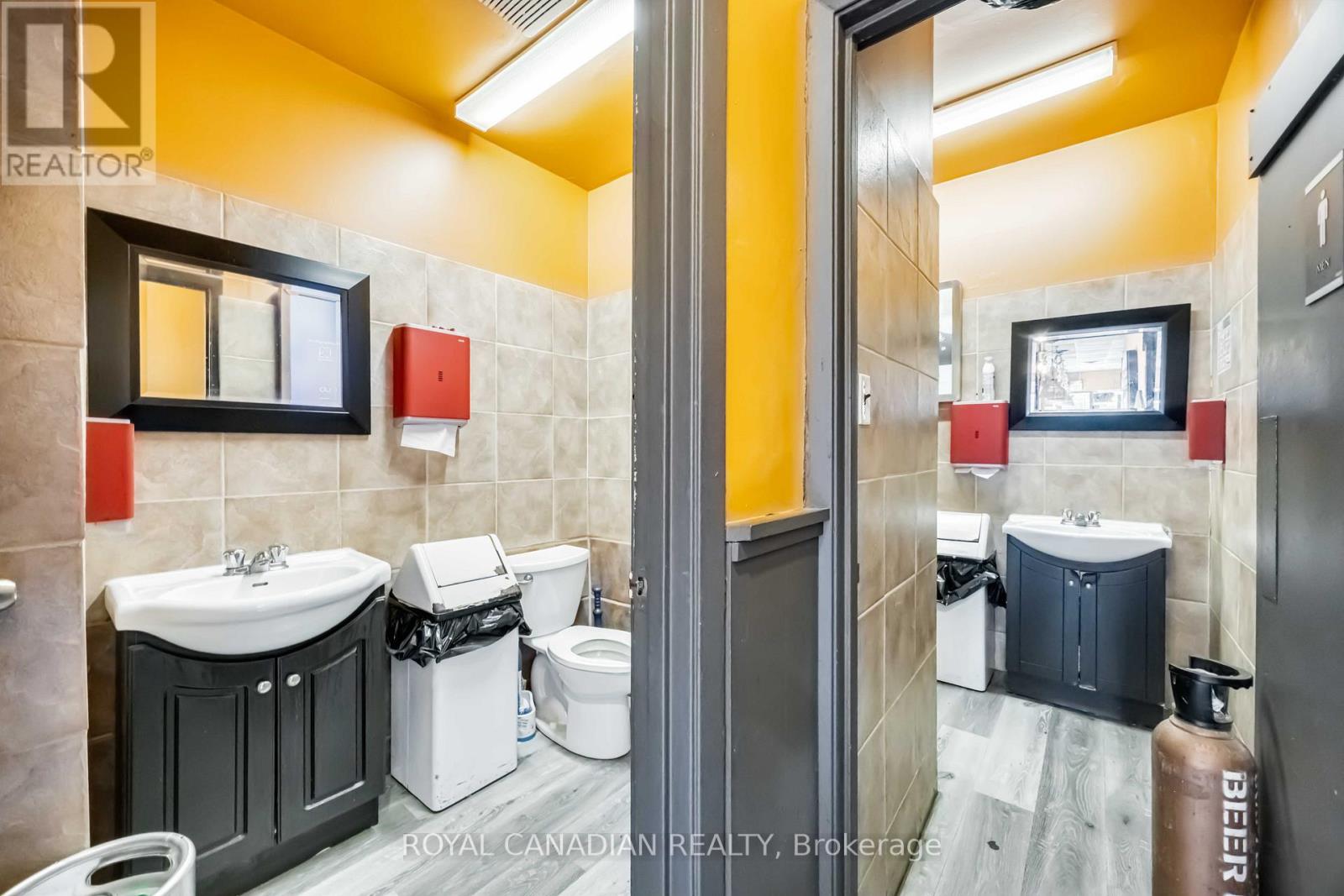 666 Millwood Road, Toronto, Ontario  M4S 1K8 - Photo 20 - C12157179