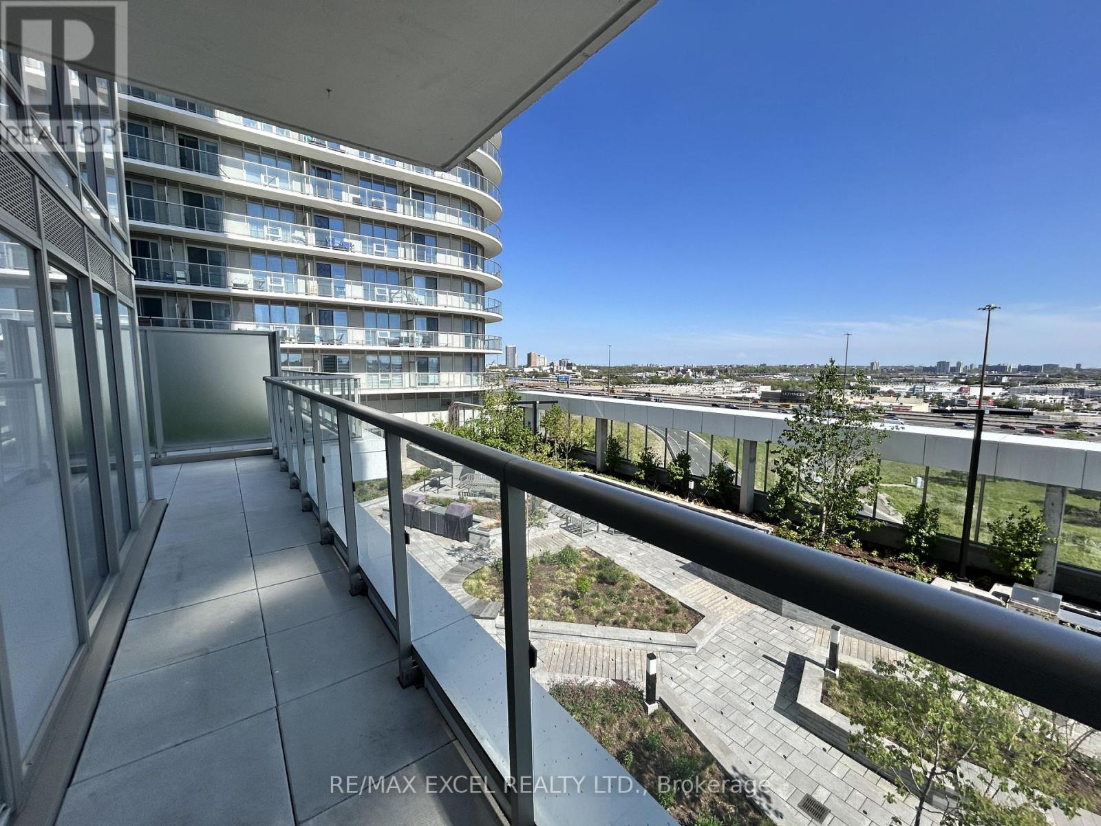 925 - 2031 Kennedy Road, Toronto (Agincourt South-Malvern West), Ontario  M1T 0B8 - Photo 3 - E12157149