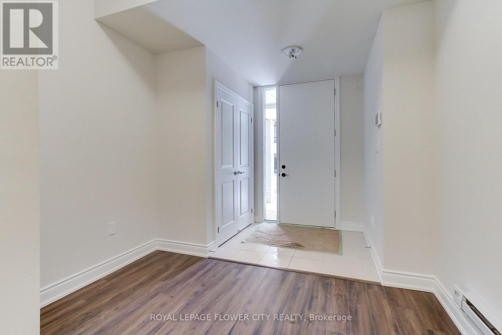 1251 Anthonia Trail, Oakville, Ontario  L6H 7Y7 - Photo 4 - W12090596