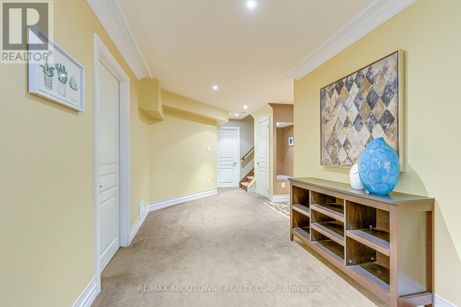 2353 Kwinter Road, Oakville, Ontario  L6M 0H3 - Photo 36 - W12157162