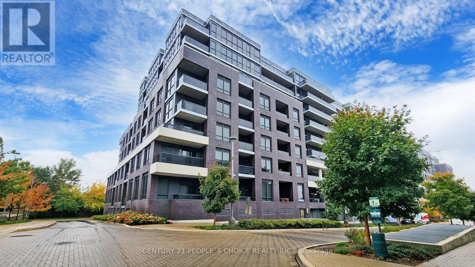 827 - 26 Gibbs Road, Toronto (Islington-City Centre West), Ontario  M9B 0E3 - Photo 3 - W12157166
