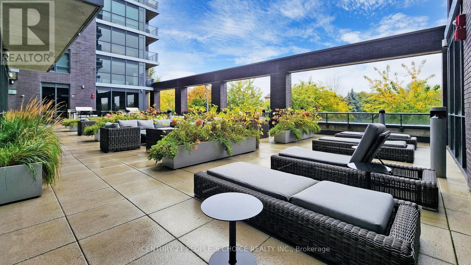 827 - 26 Gibbs Road, Toronto (Islington-City Centre West), Ontario  M9B 0E3 - Photo 44 - W12157166