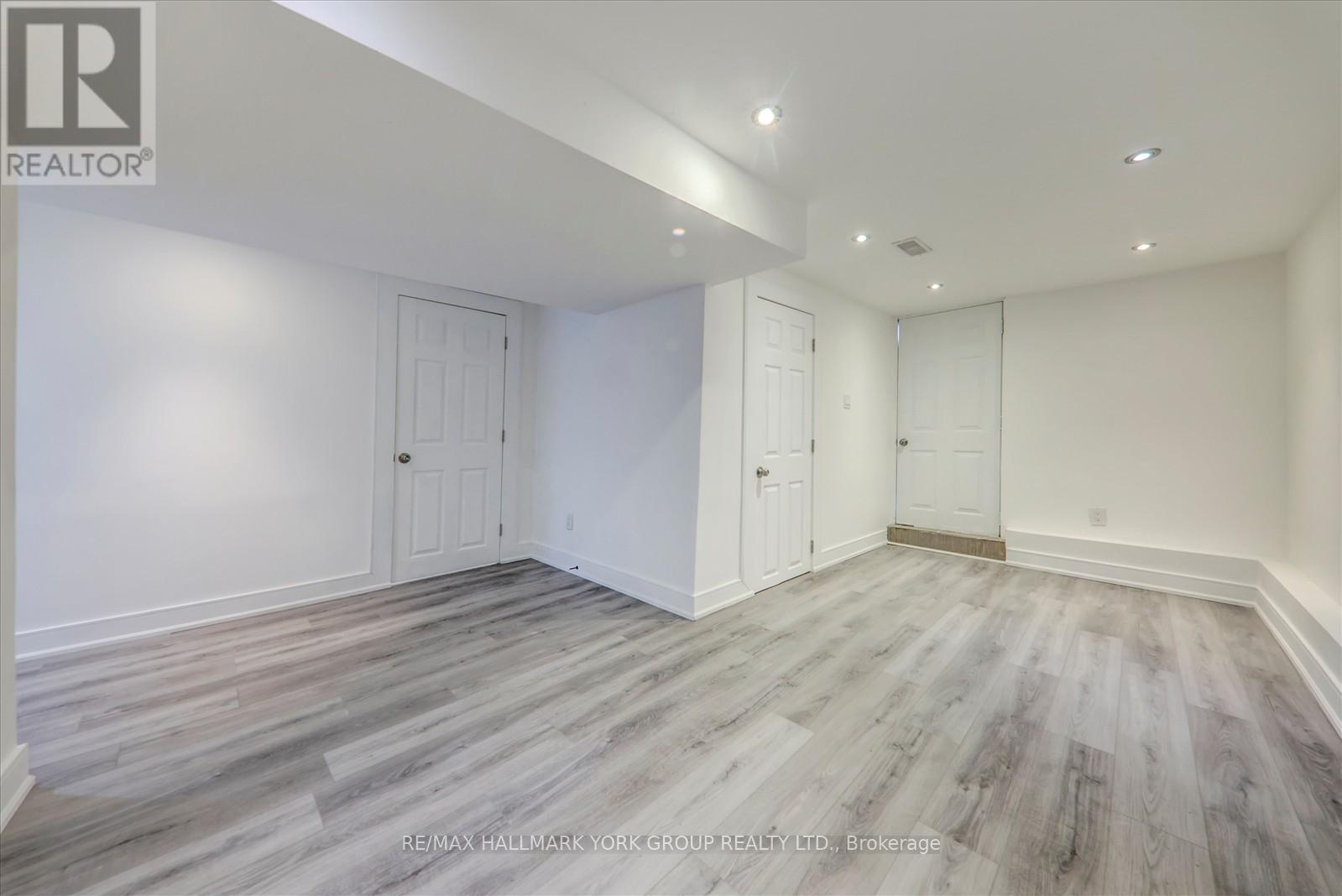 Lower - 49 Cordella Avenue, Toronto, Ontario  M6N 2J7 - Photo 5 - W12157173