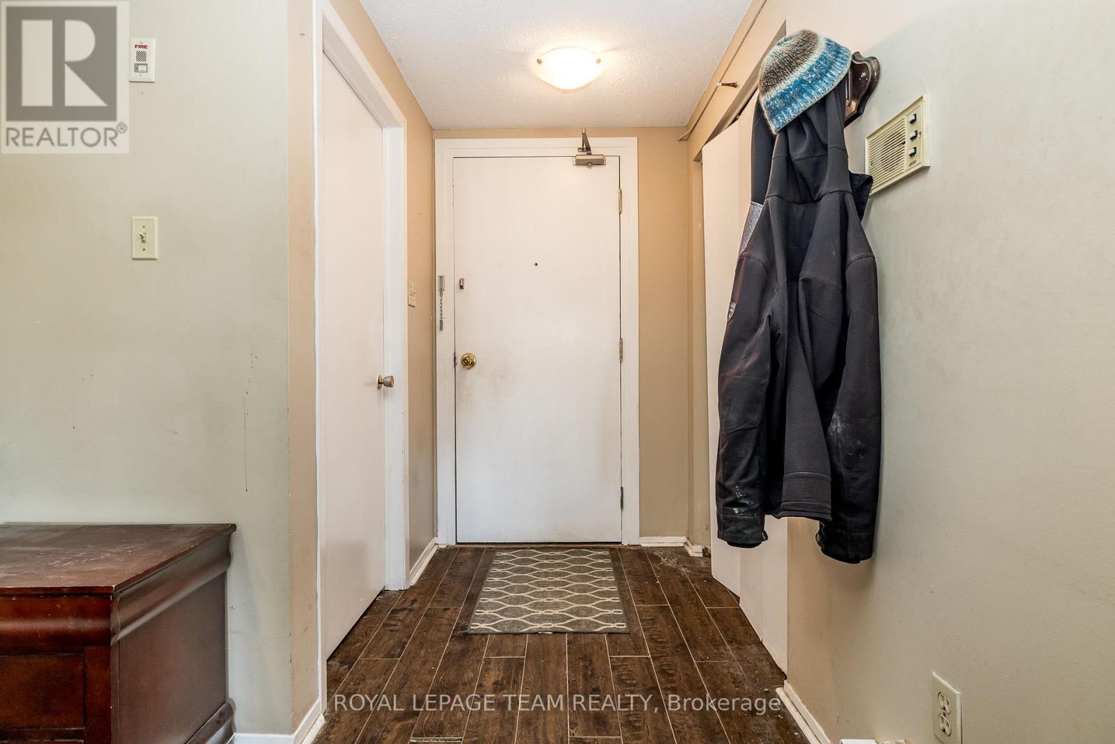 202 - 105 Asa Street, North Grenville, Ontario  K0G 1J0 - Photo 5 - X12121409