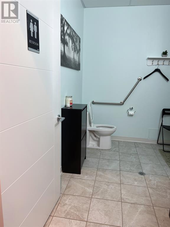 313 16 Avenue Nw, Calgary, Alberta  T2M 0H9 - Photo 8 - A2164388