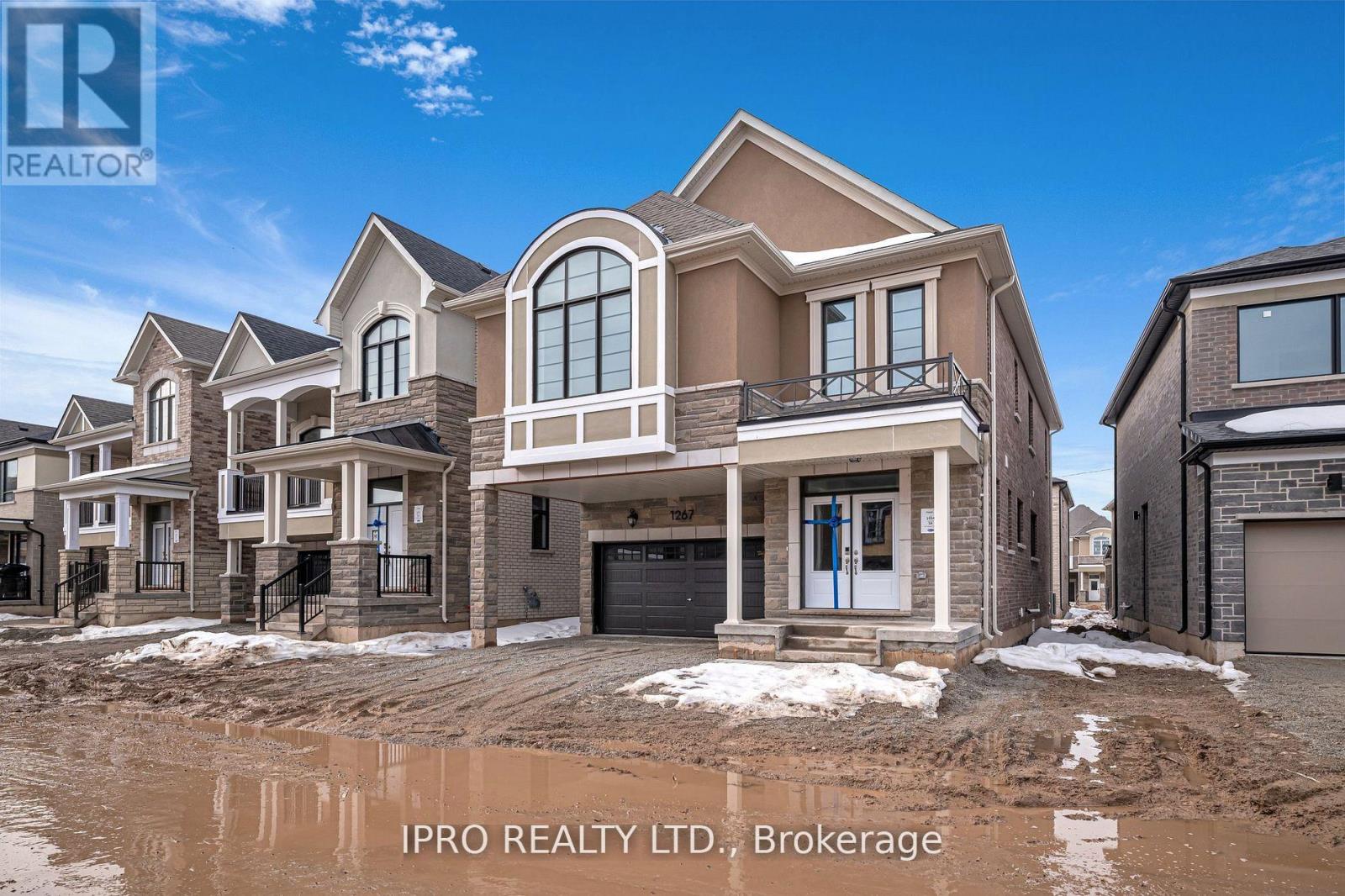 1267 Temperance Crescent, Milton, Ontario  L9T 6J2 - Photo 1 - W12157192