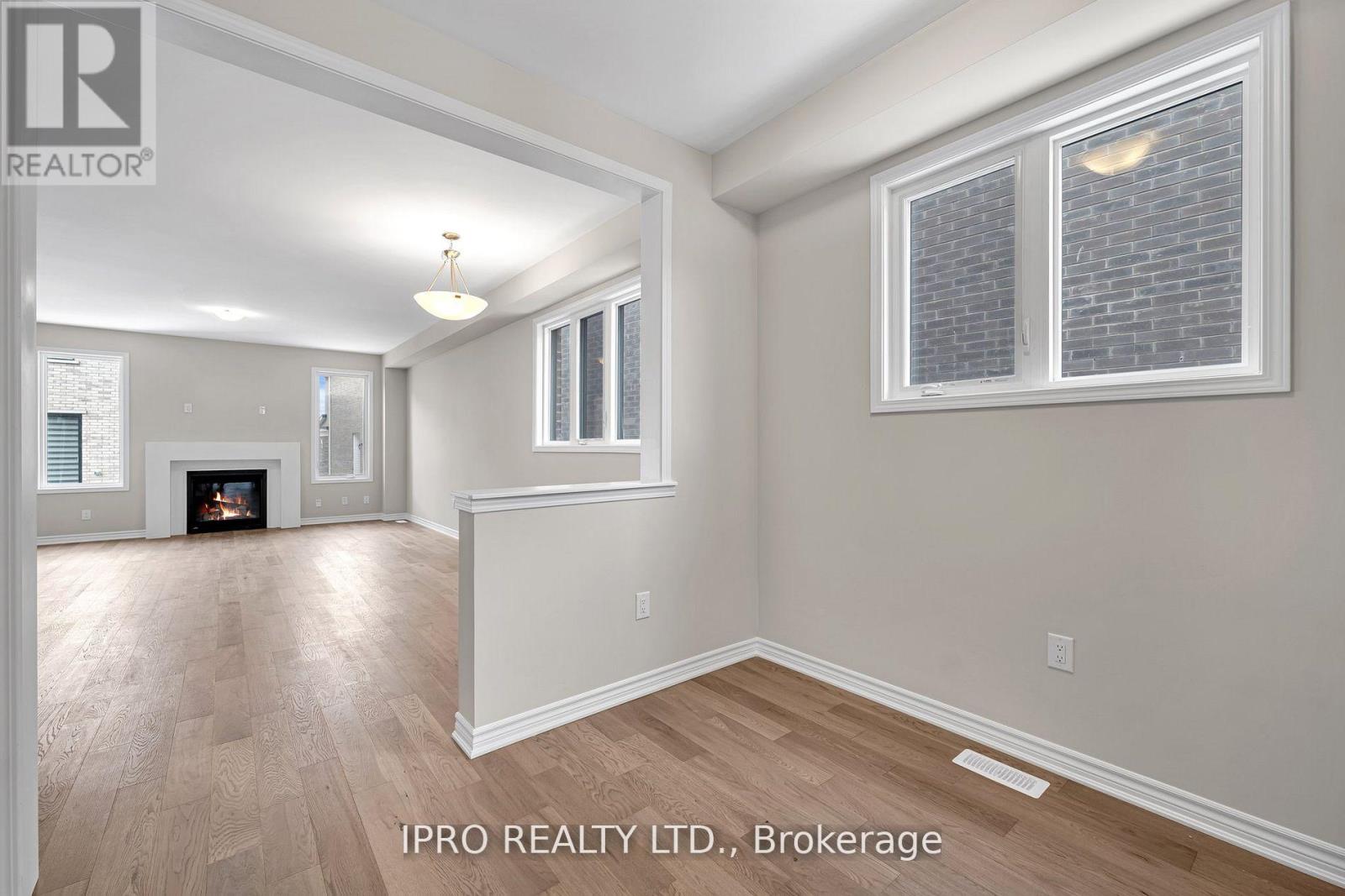 1267 Temperance Crescent, Milton, Ontario  L9T 6J2 - Photo 7 - W12157192