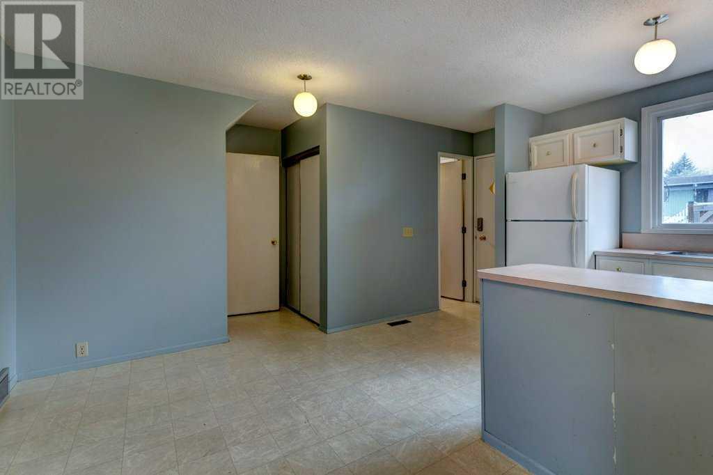 Property at 12, 630 Sabrina Road SW image 5