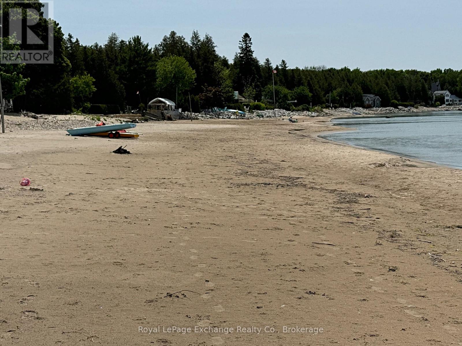 5a Wood Street, Kincardine, Ontario  N0G 2T0 - Photo 3 - X12157214