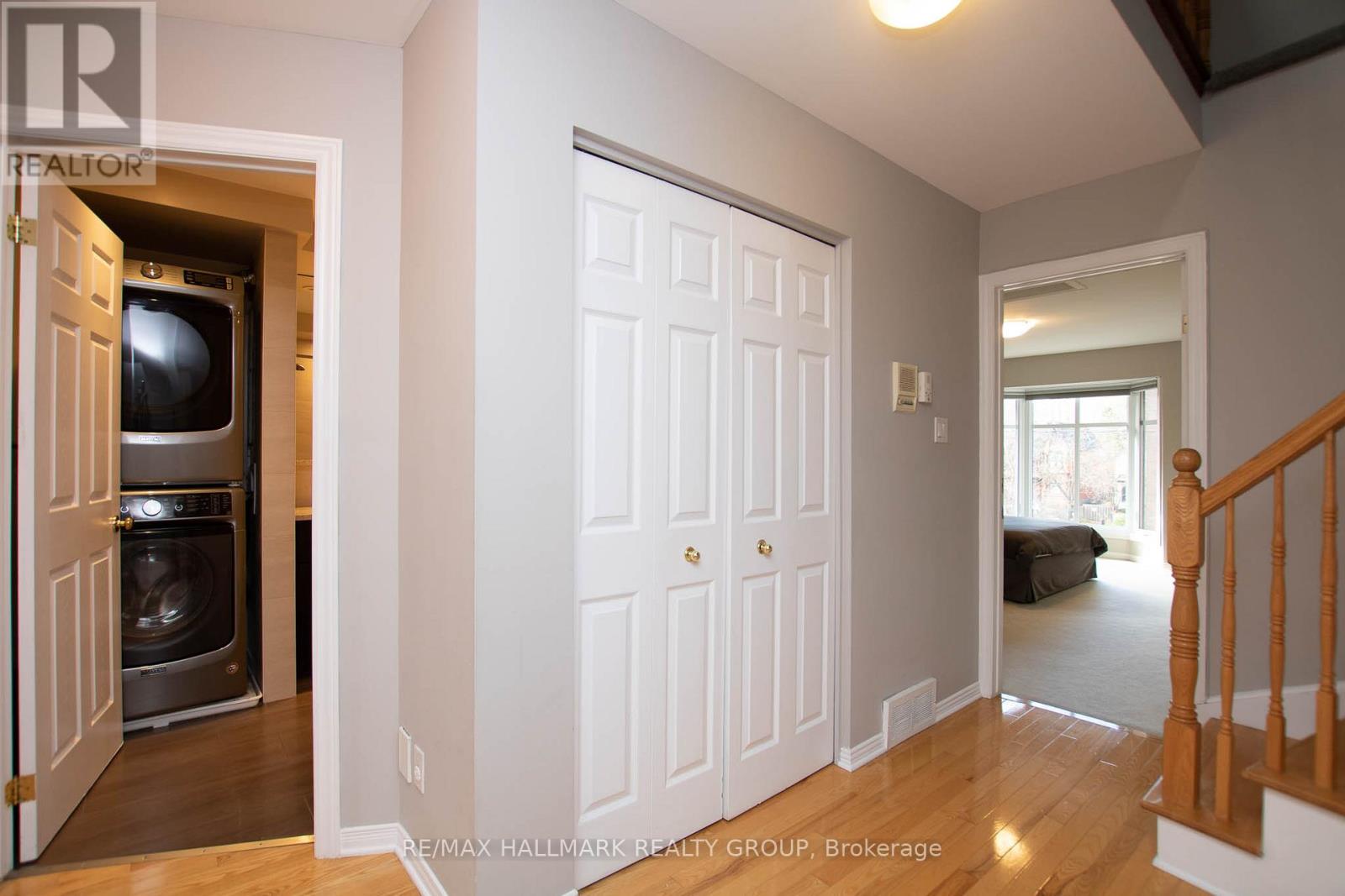 22 Central Avenue, Ottawa, Ontario  K2P 0M9 - Photo 23 - X12157208