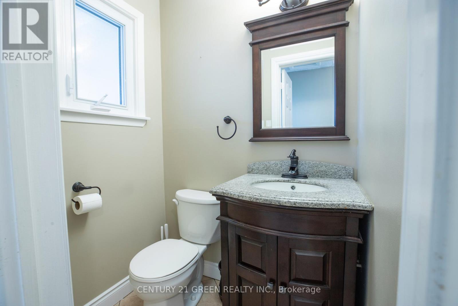 26 - 26 Carisbrooke Court, Brampton, Ontario  L6S 3K1 - Photo 15 - W12063279