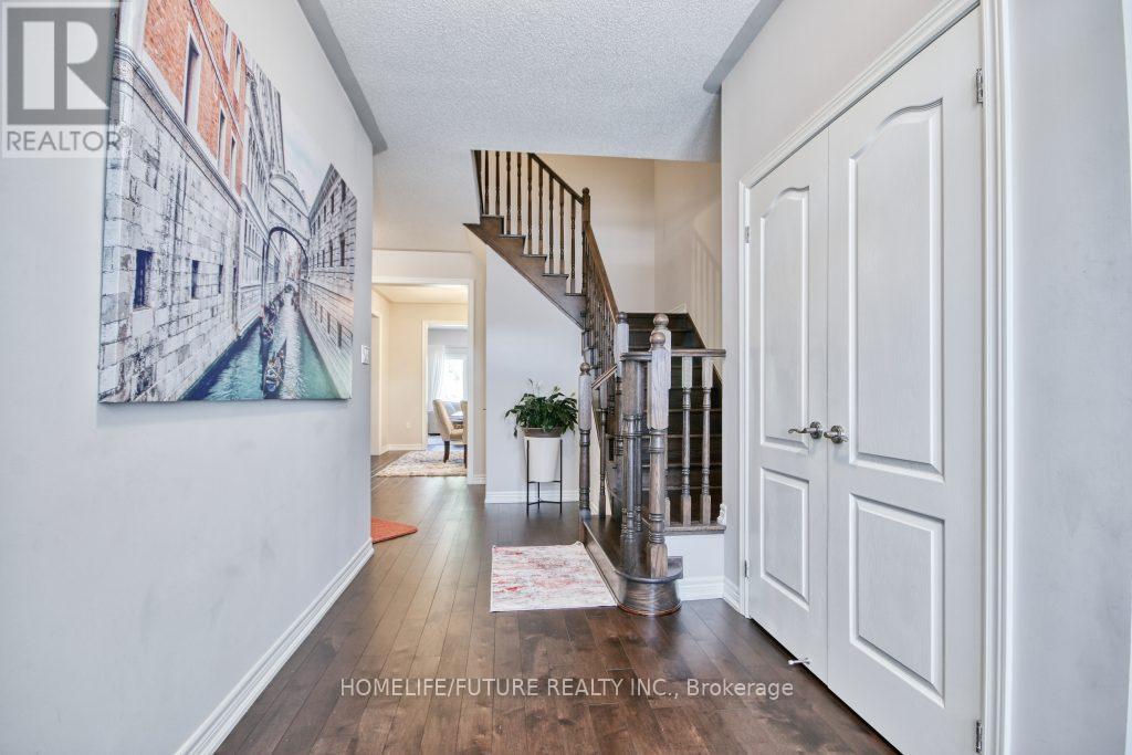 99 Scotia Road, Georgina, Ontario  L0E 1R0 - Photo 3 - N12157213