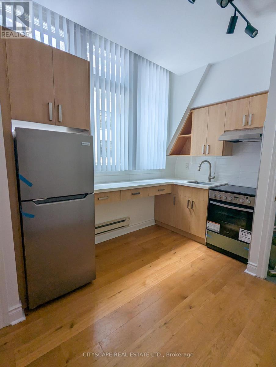 401 - 73 Richmond Street W, Toronto, Ontario  M5H 4E8 - Photo 15 - C12063611