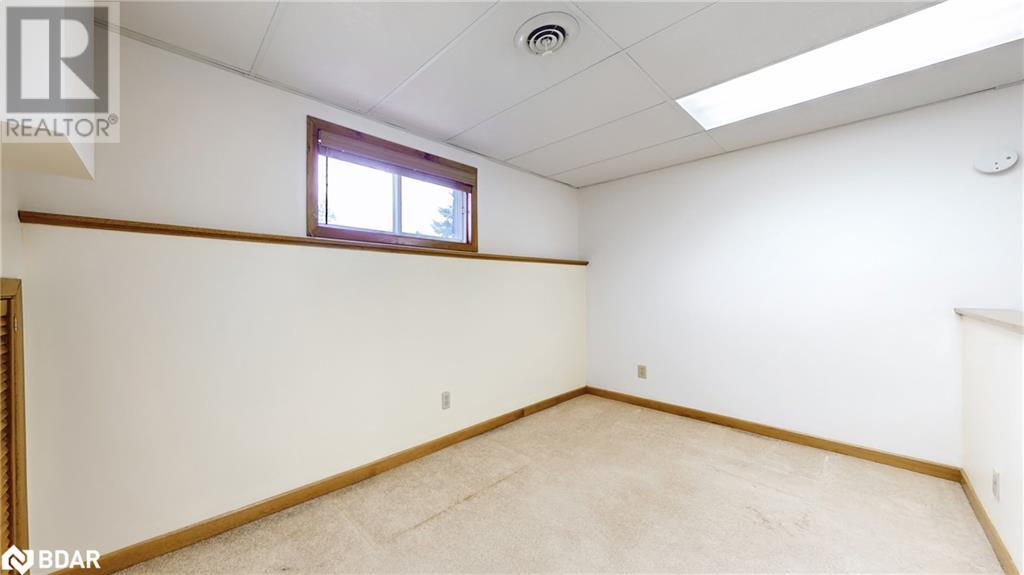 4 Gaudaur Court, Orillia, Ontario  L3V 7B4 - Photo 32 - 40717075