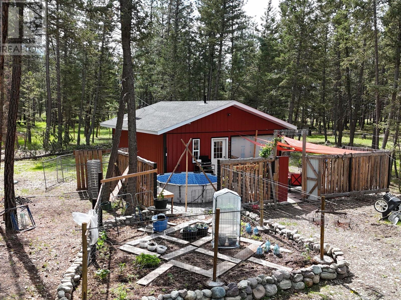 5991 Grasmere Dorr Road, Grasmere, British Columbia  V0B 1R0 - Photo 17 - 10347427
