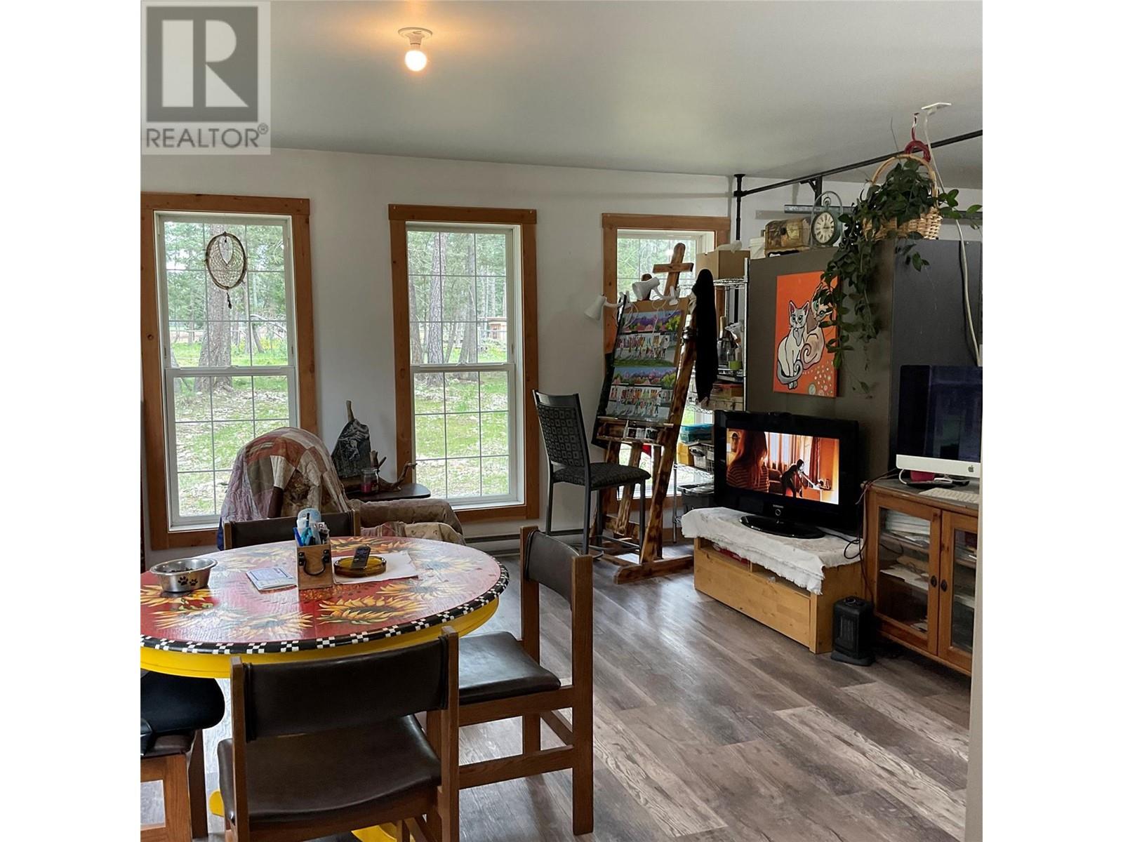 5991 Grasmere Dorr Road, Grasmere, British Columbia  V0B 1R0 - Photo 23 - 10347427