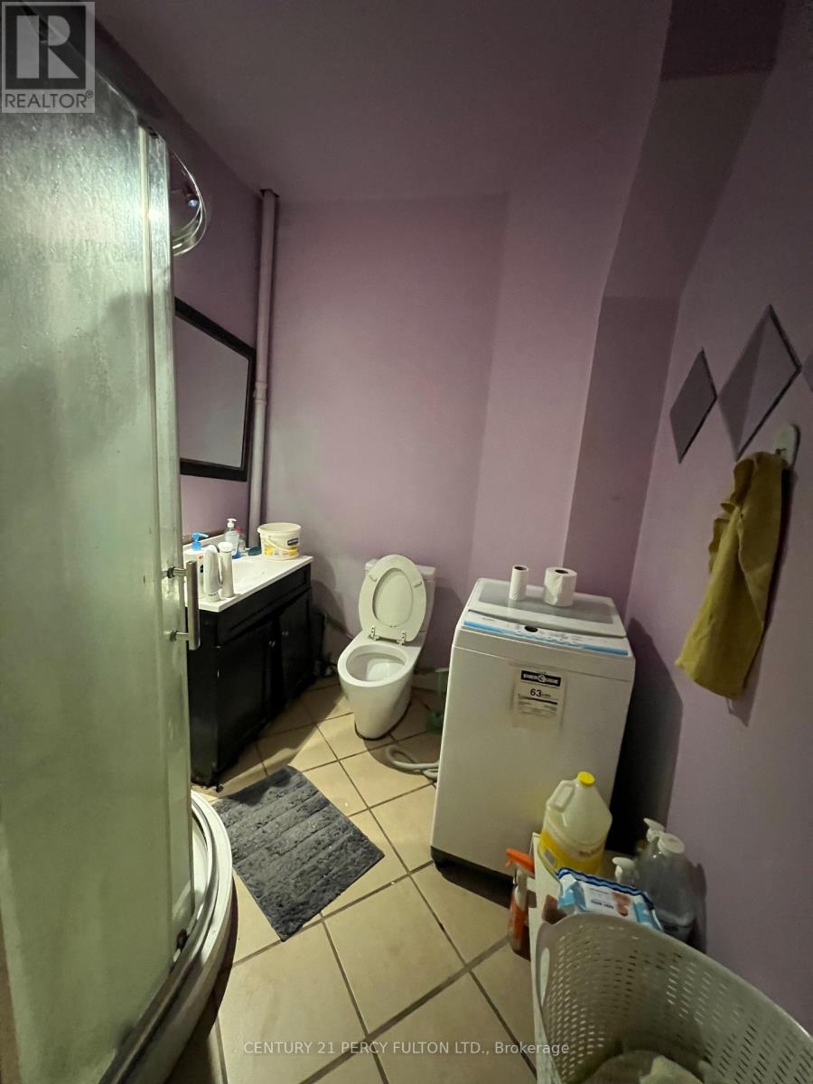 1506 Eglinton Avenue W, Toronto, Ontario  M6E 2G5 - Photo 11 - W12149363
