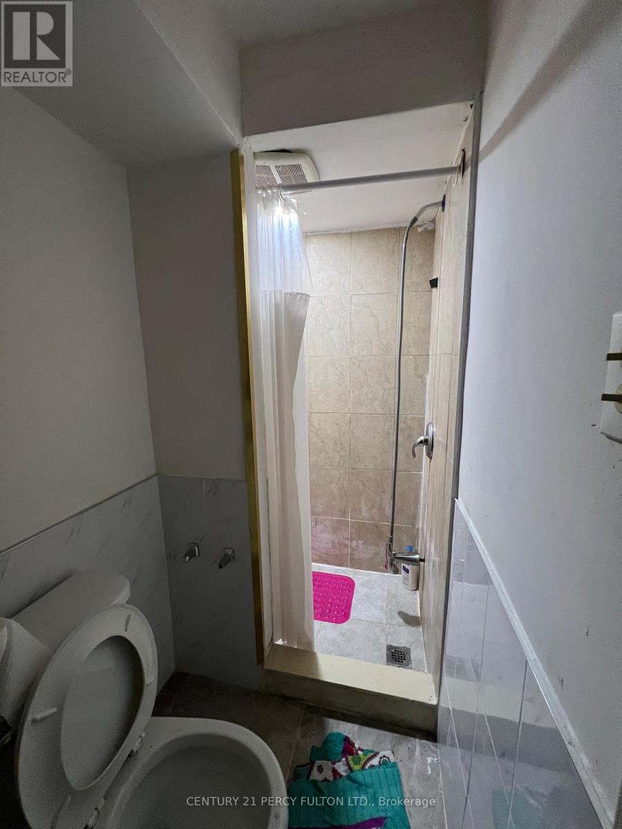 1506 Eglinton Avenue W, Toronto, Ontario  M6E 2G5 - Photo 16 - W12149363