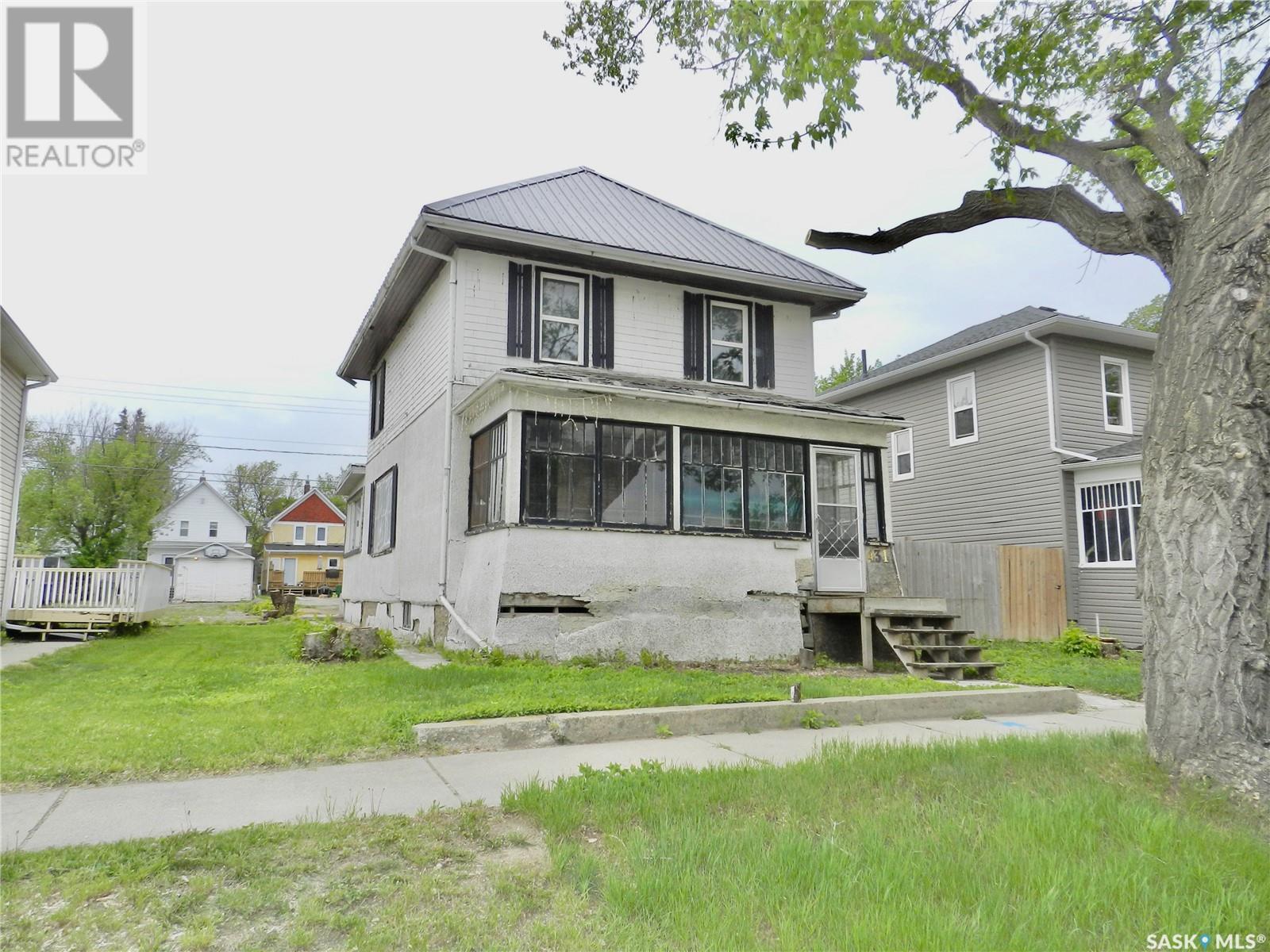 431 Coteau STREET W, Moose Jaw, Saskatchewan