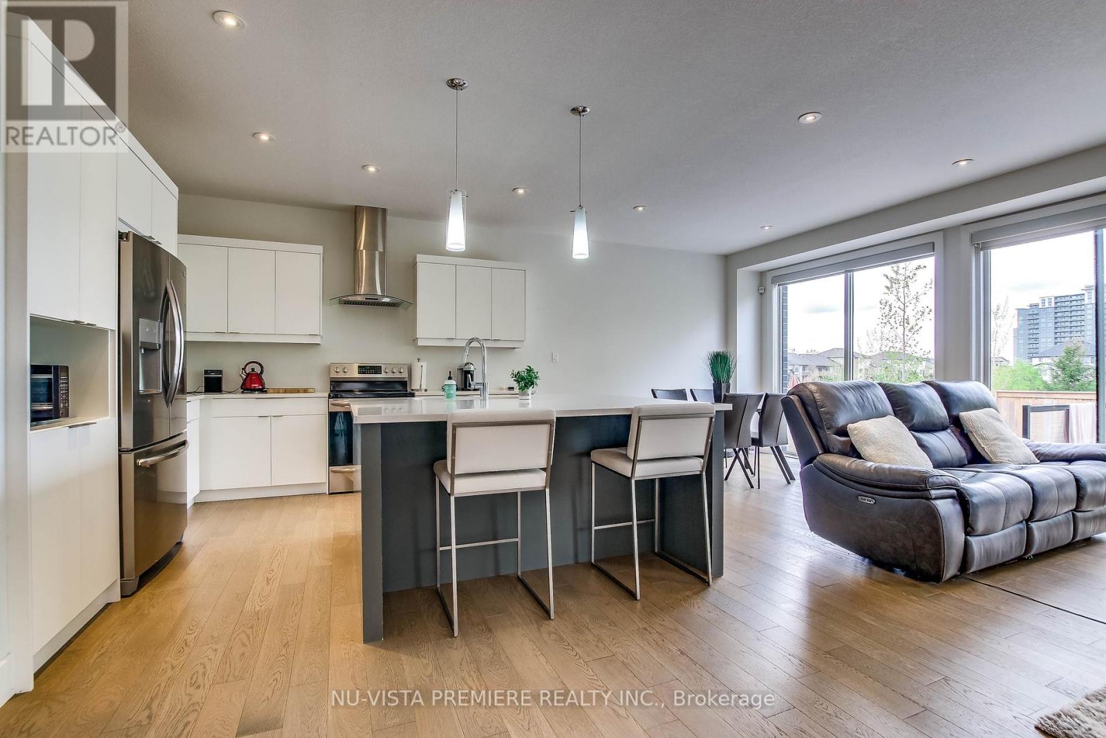 Photo 10 of 49 for 2229 Wateroak Drive