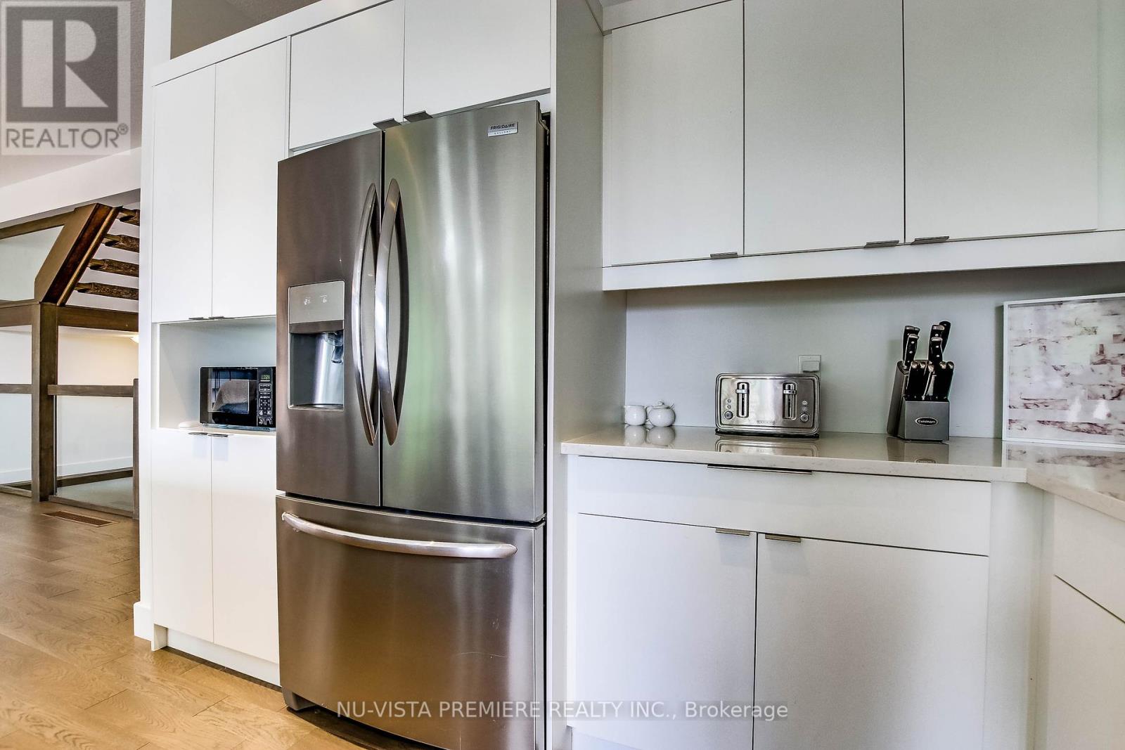 Photo 14 of 49 for 2229 Wateroak Drive