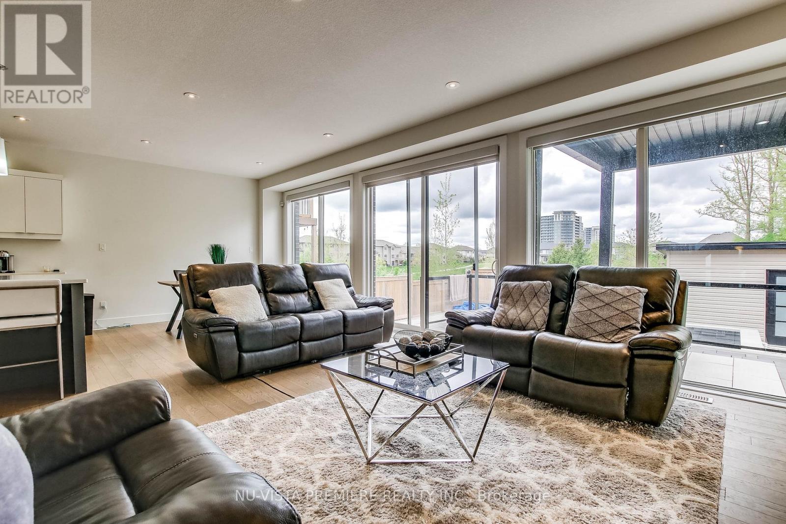 2229 Wateroak Drive, London North, Ontario  N6G 0R1 - Photo 20 - X12152921