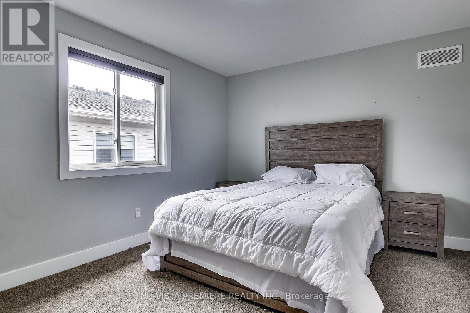 2229 Wateroak Drive, London North, Ontario  N6G 0R1 - Photo 29 - X12152921