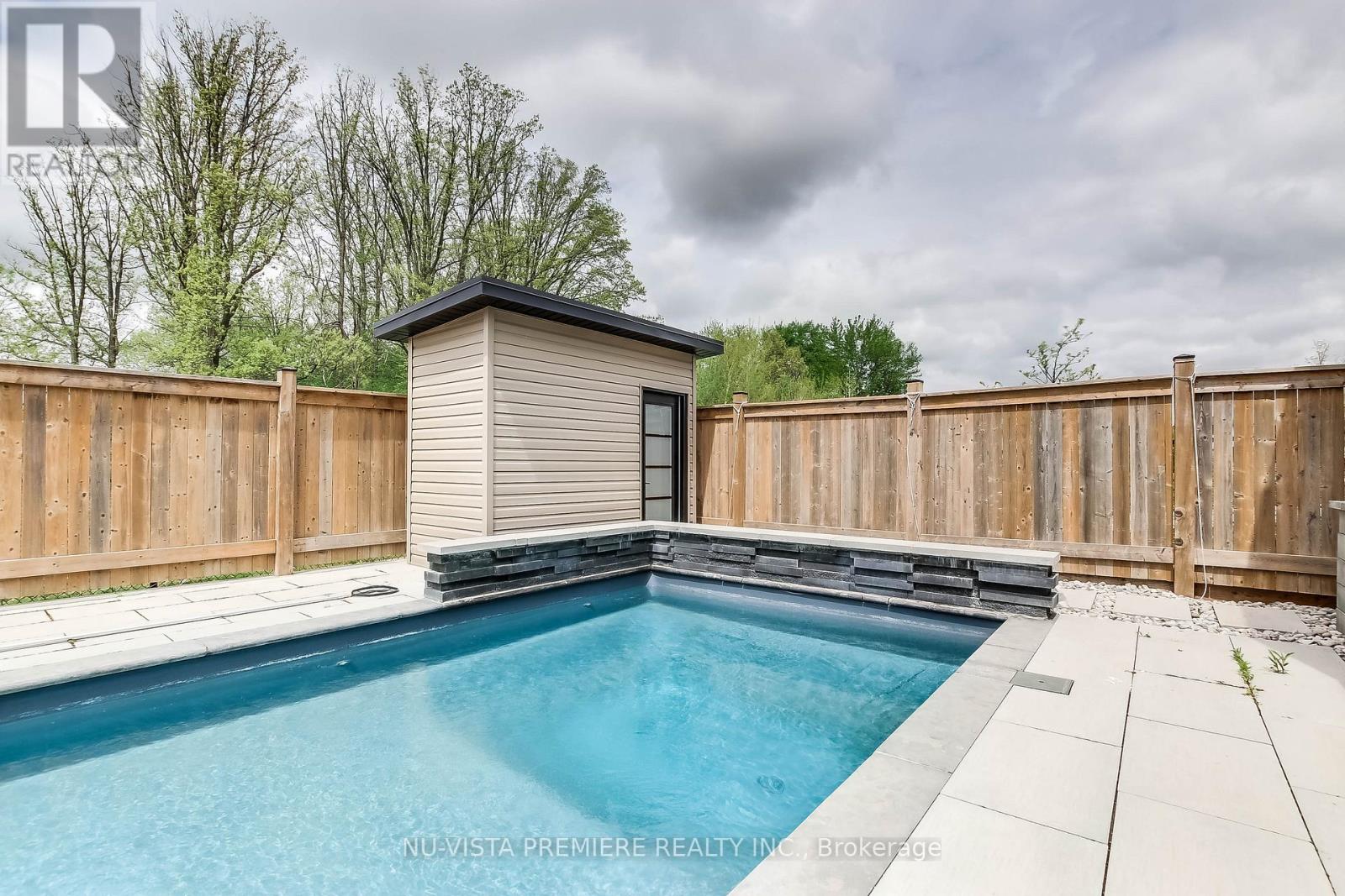 2229 Wateroak Drive, London North, Ontario  N6G 0R1 - Photo 41 - X12152921