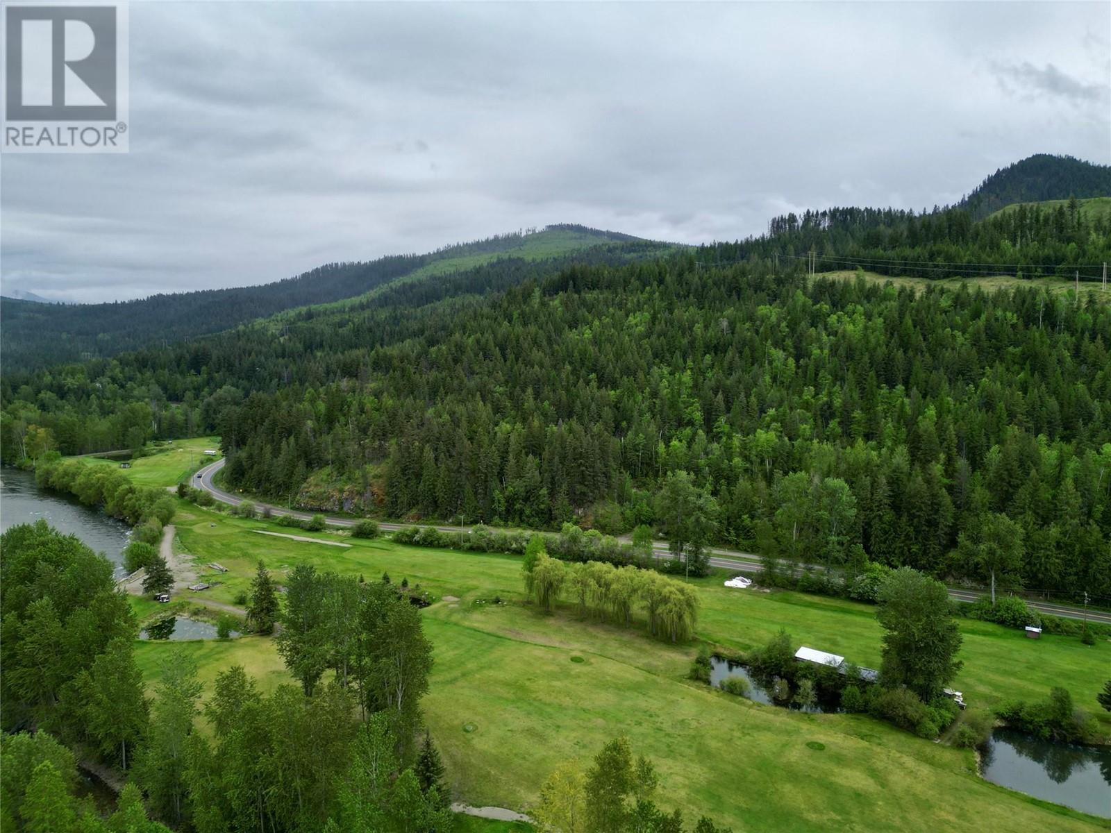 1361 6 Highway, Cherryville, British Columbia  V0E 2G1 - Photo 5 - 10348003