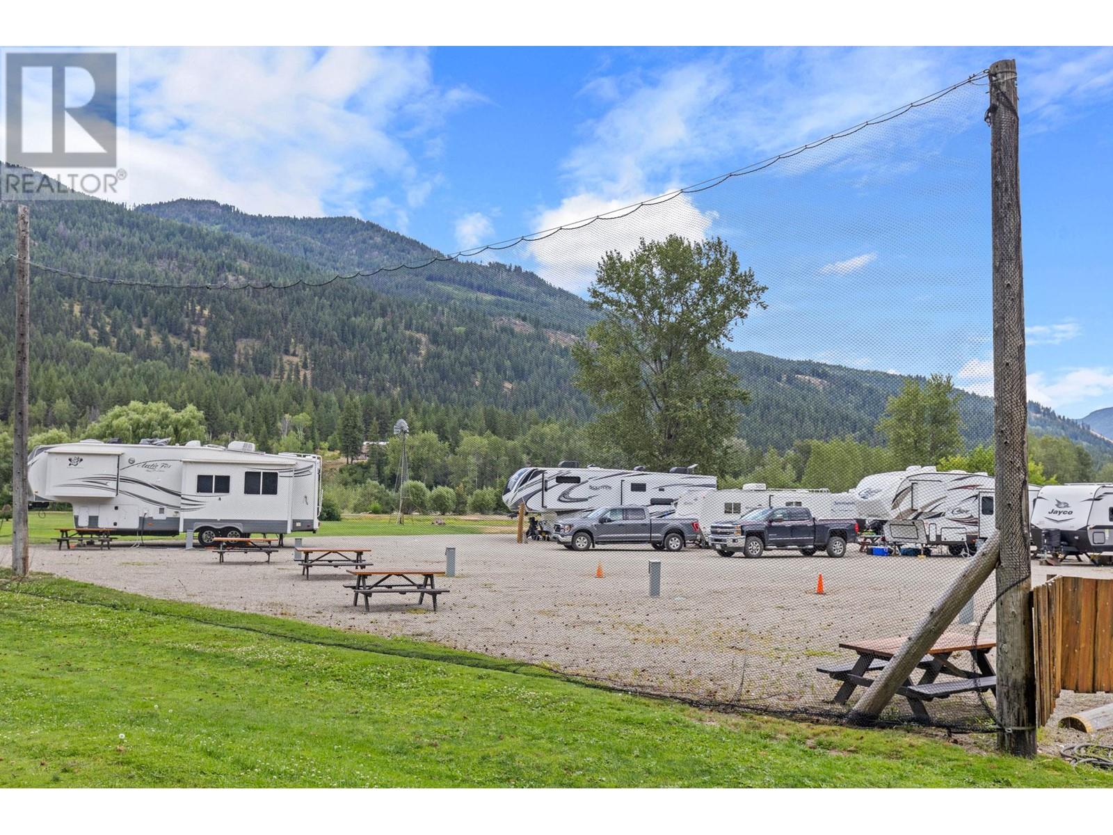 1361 6 Highway, Cherryville, British Columbia  V0E 2G1 - Photo 21 - 10348003