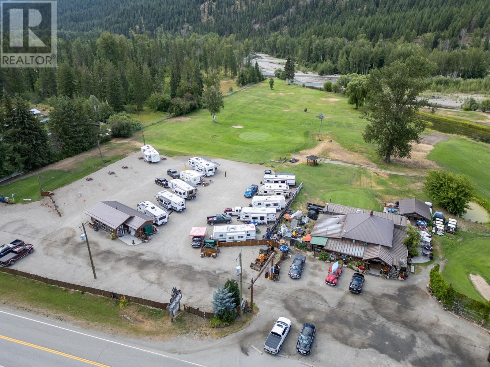 1361 6 Highway, Cherryville, British Columbia  V0E 2G1 - Photo 16 - 10348004