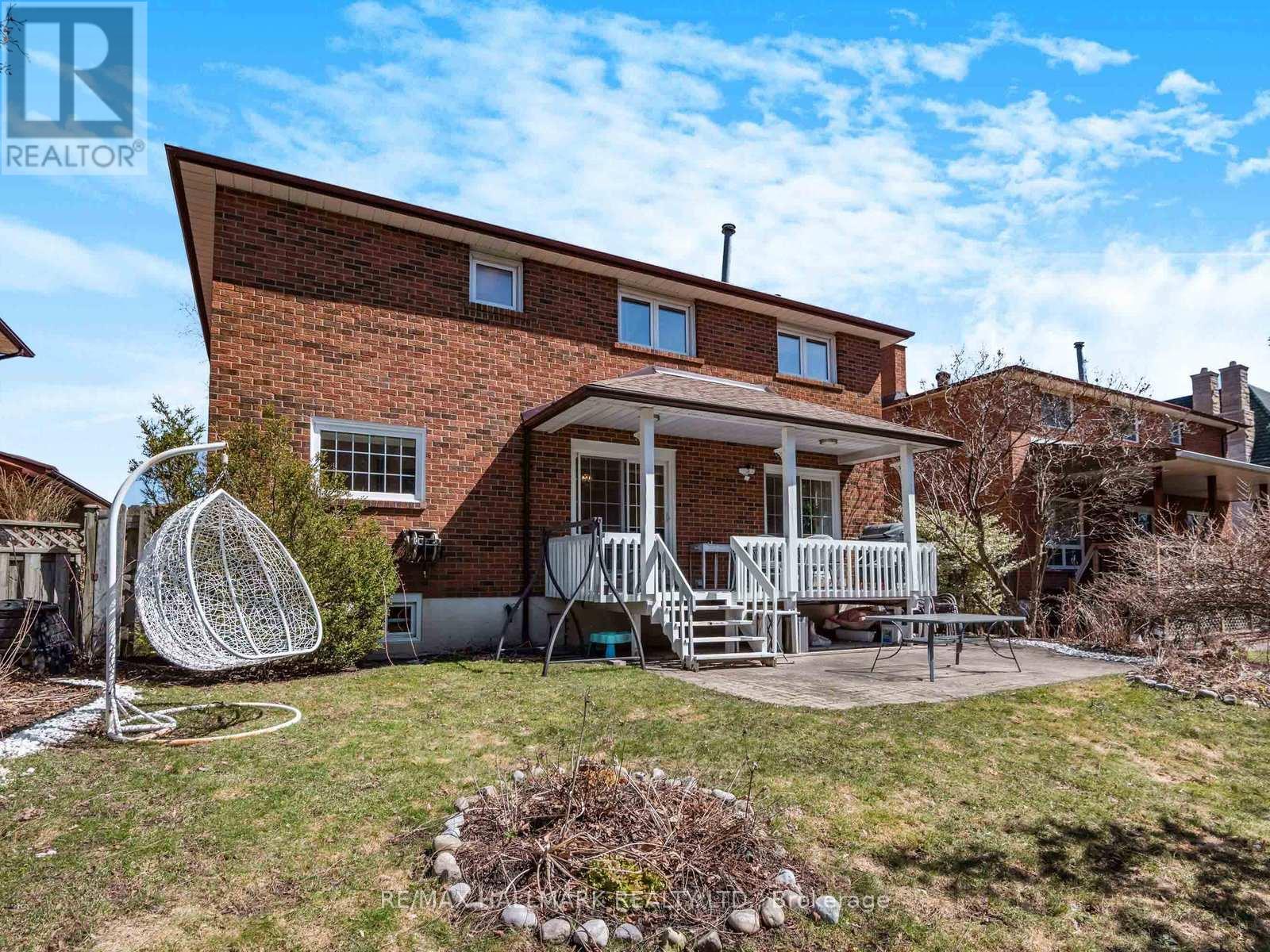 9 Addison Street, Richmond Hill, Ontario  L4C 7M2 - Photo 16 - N12021149