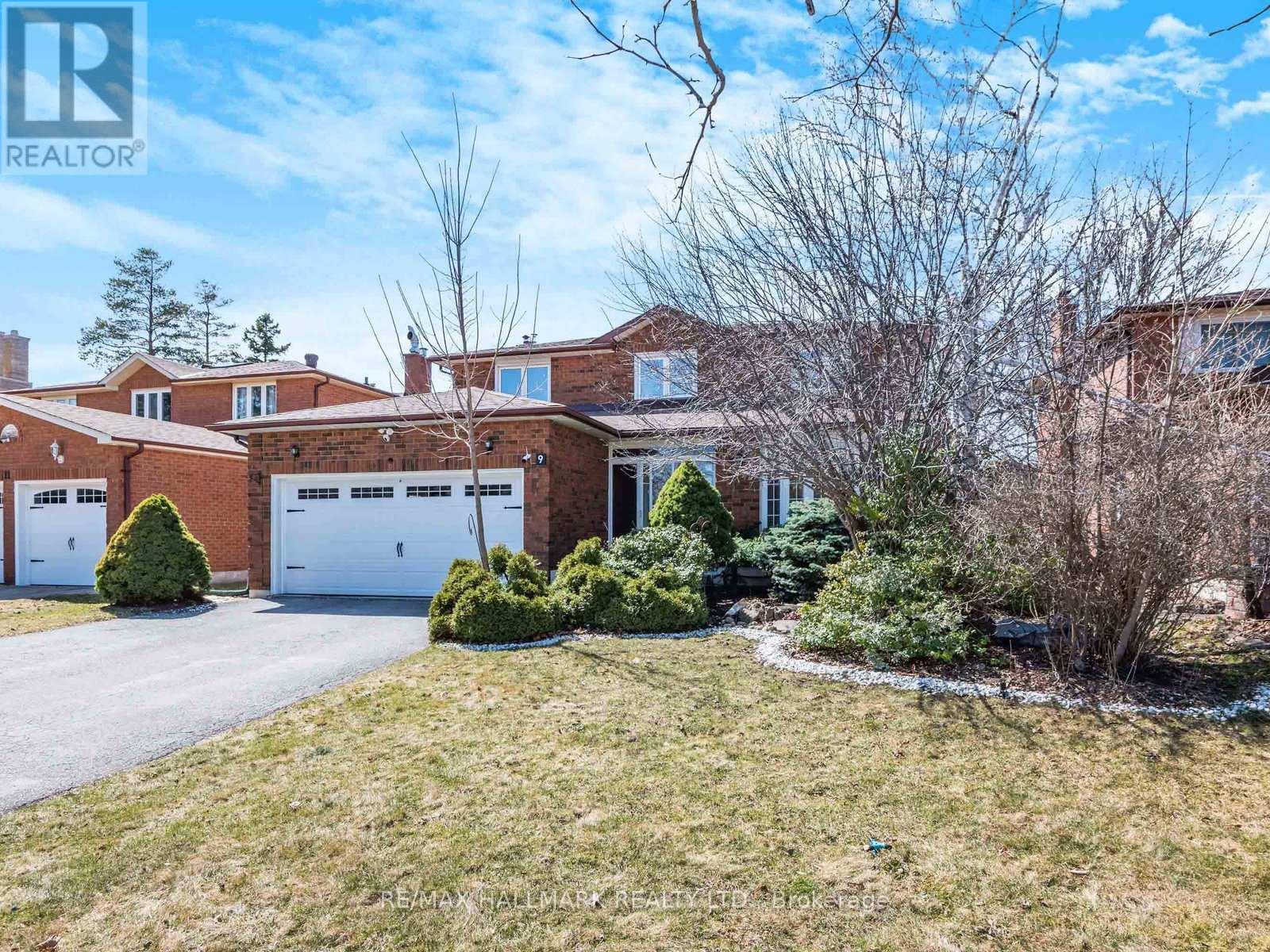 9 Addison Street, Richmond Hill, Ontario  L4C 7M2 - Photo 9 - N12021149