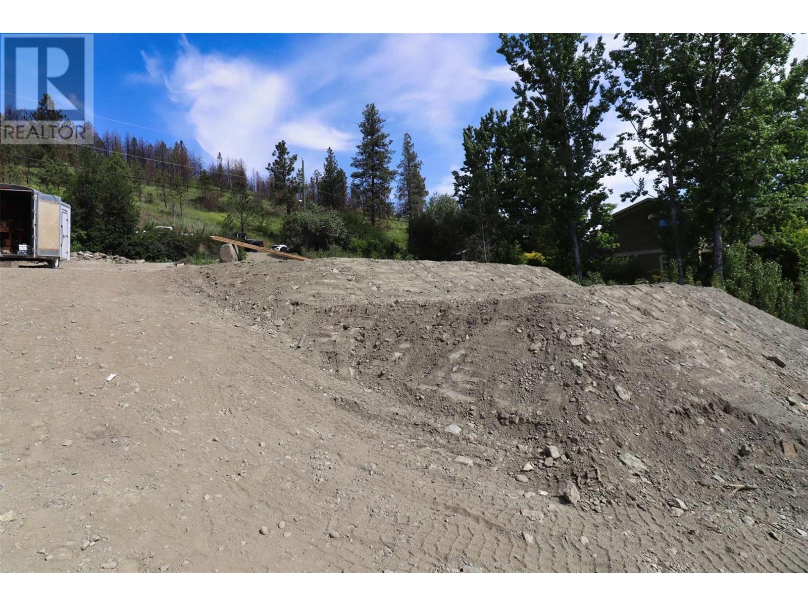 1323 Little Shuswap Lake Road, Chase, British Columbia  V0E 1M2 - Photo 16 - 10348473