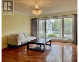 26 MANORCREST DRIVE W, Toronto, Ontario