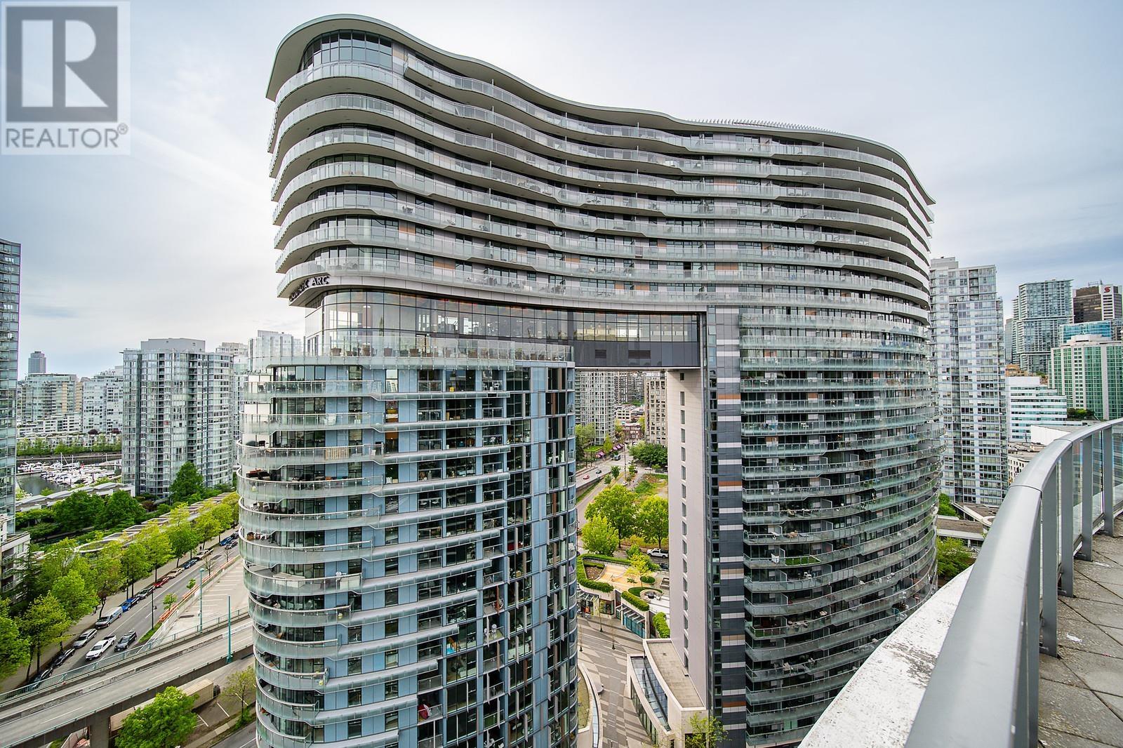 2618 89 NELSON STREET, vancouver, British Columbia