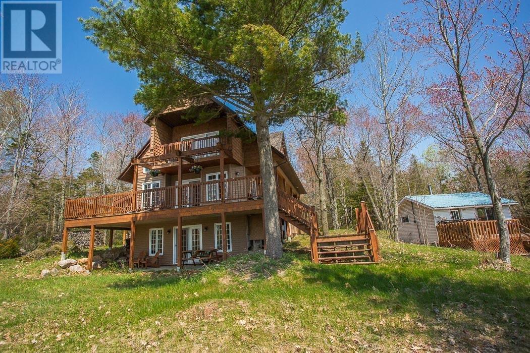 Property at 324 Waltonen RD image 4