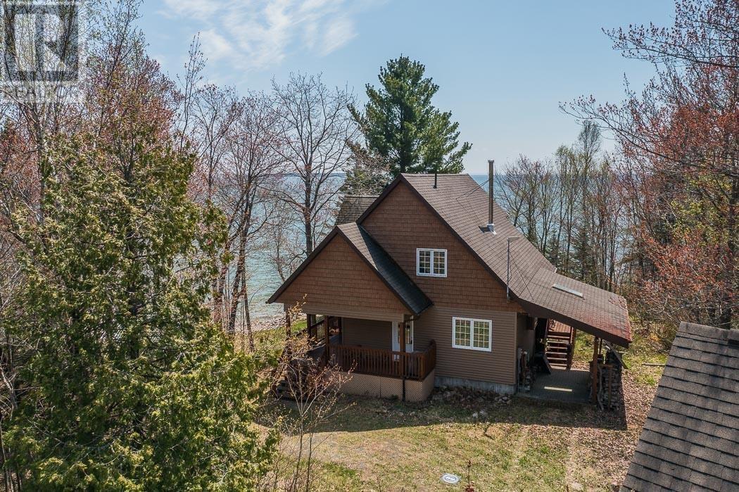 Property at 324 Waltonen RD image 5