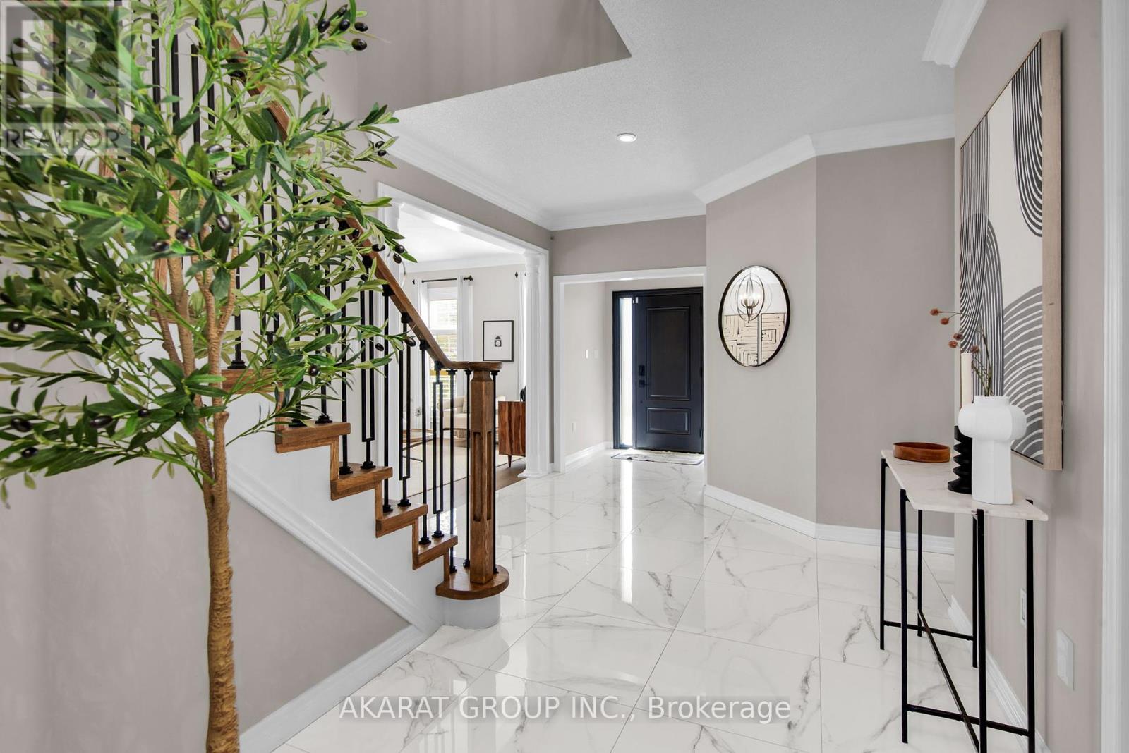 Property at 2113 DALECROFT CRESCENT image 4