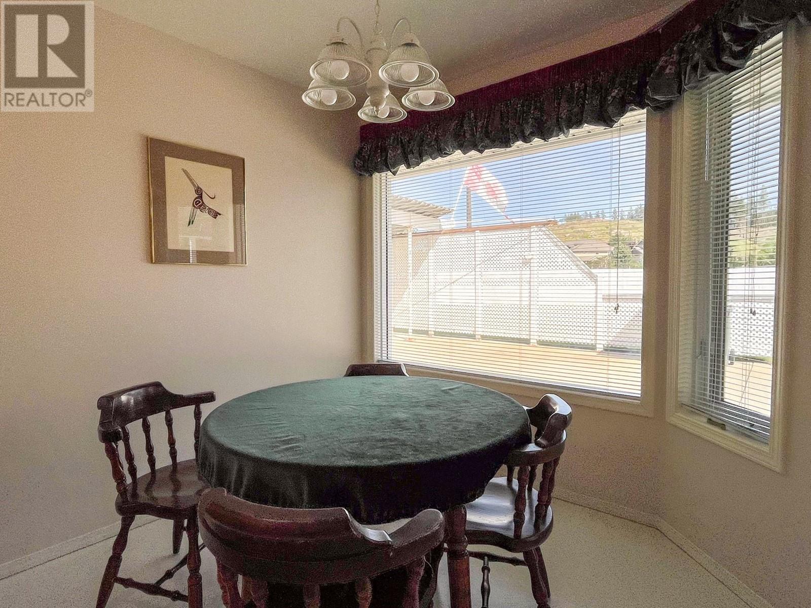 501 Stanley Crescent, Kelowna, British Columbia  V1W 4L8 - Photo 8 - 10348027