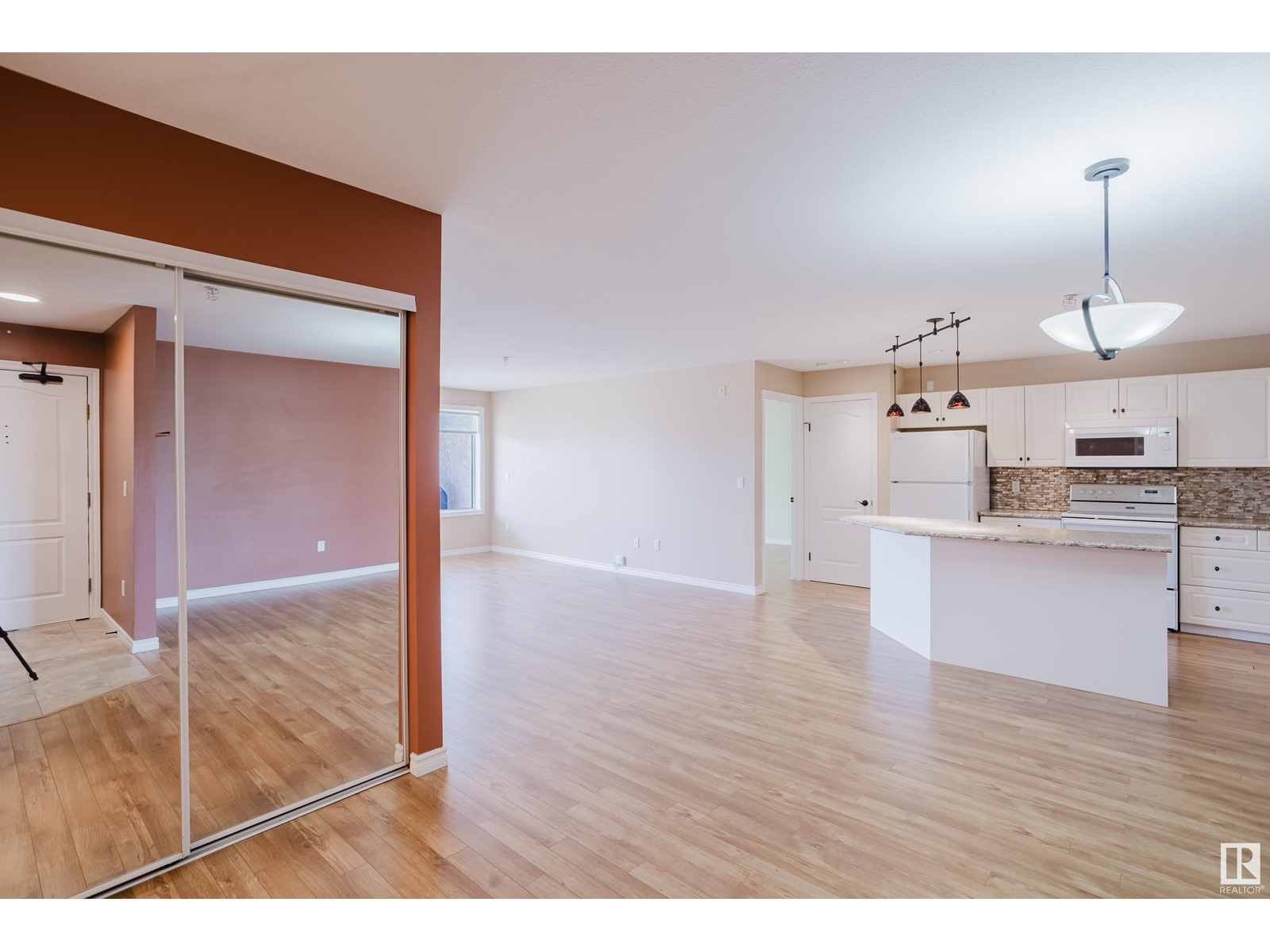 #209 10421 42 Av Nw, Edmonton, Alberta  T6J 7C8 - Photo 8 - E4437257
