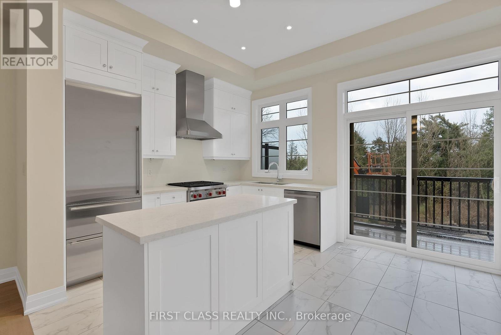 4289 Major Mackenzie Drive, Markham, Ontario  L6C 3L5 - Photo 3 - N12123133