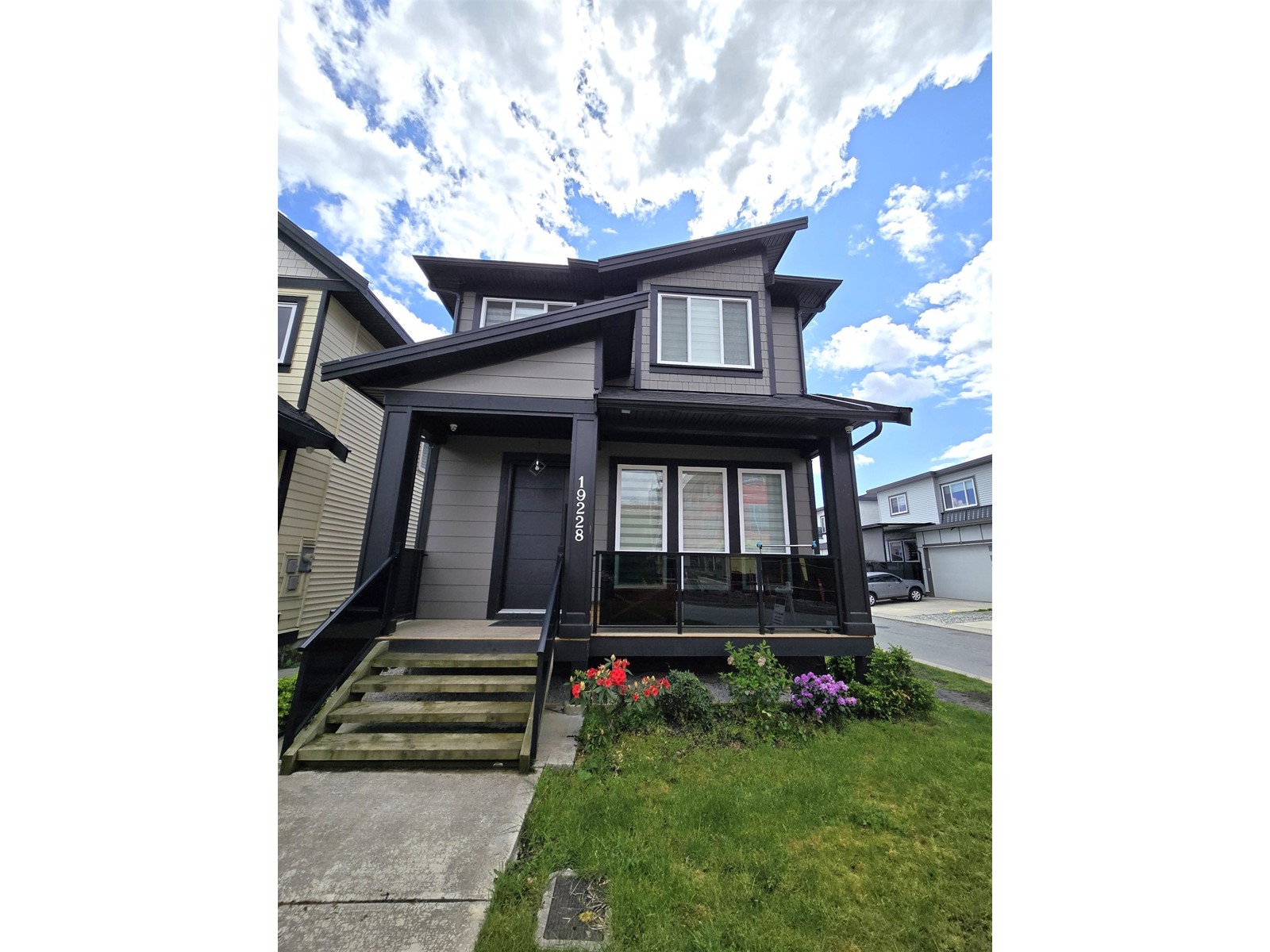 19228 Aloha Drive, Surrey, British Columbia  V4N 6T9 - Photo 1 - R2962859