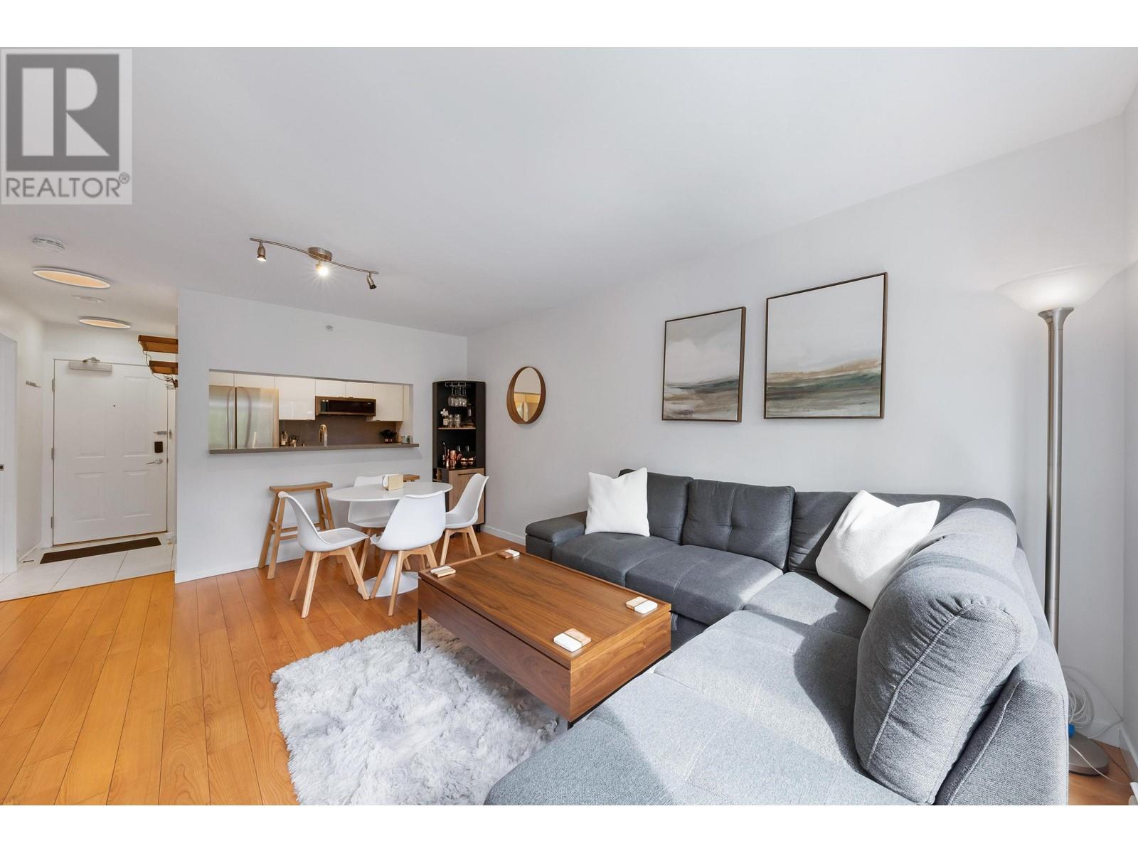 215 3663 Crowley Drive, Vancouver, British Columbia  V5R 6H4 - Photo 7 - R3003183